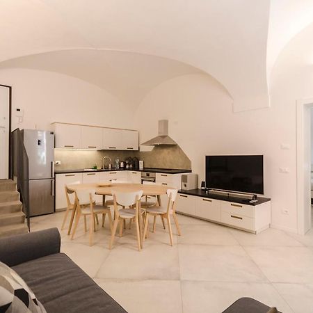 Cartoleria Suite: Spazioso, Moderno E Centrale Bologna Exterior photo